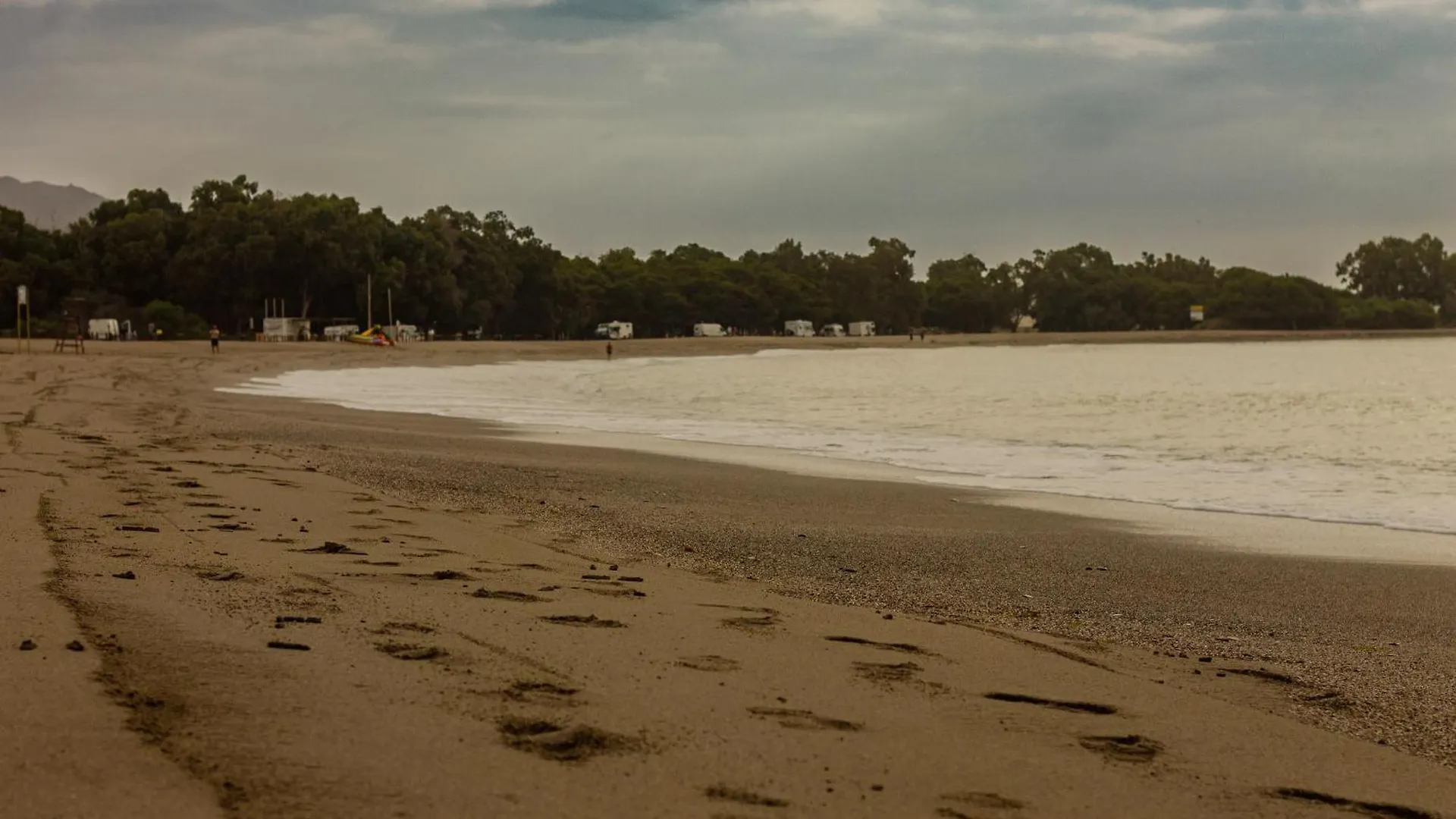 Taiga Almeria Playa Palomares  Campingplatz