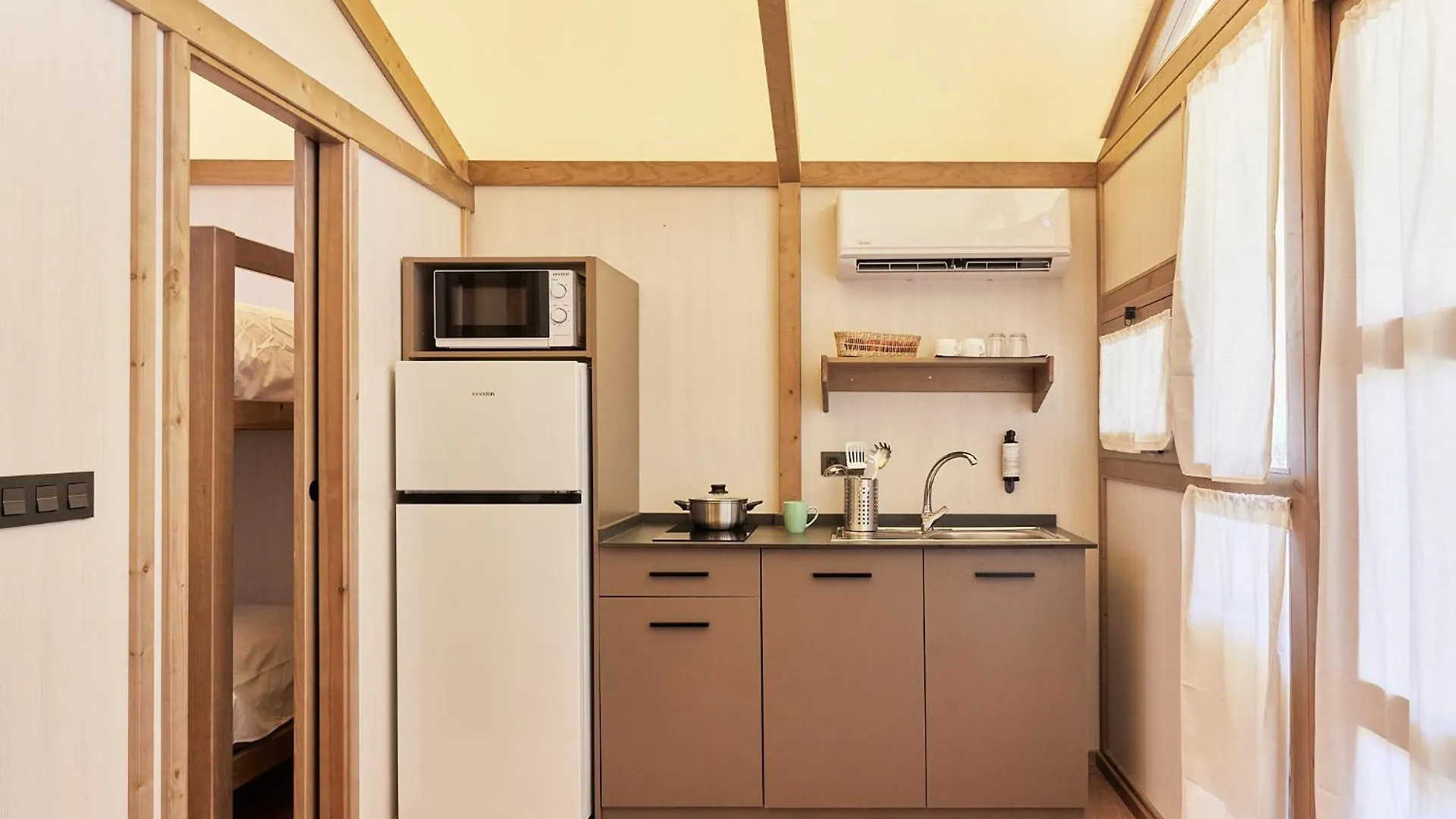 Taiga Almeria Playa Palomares  Campingplatz